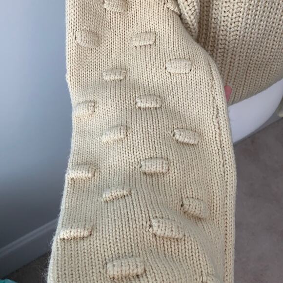 Moon & Madison Beige Cropped Knit Sweater Sz M - Picture 2 of 7